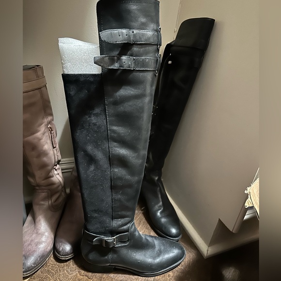 Sam Edelman Black Knee-High Boots - Picture 1 of 3